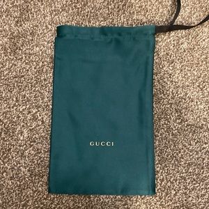 Silky Gucci glasses case cinch string